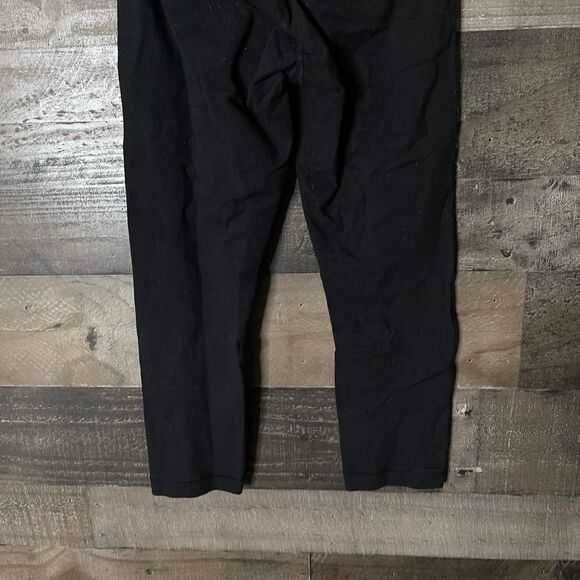 Lululemon High Rise Crop 6 - Picture 6 of 6